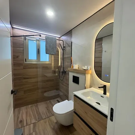 Seba Deluxe Апартаменты *